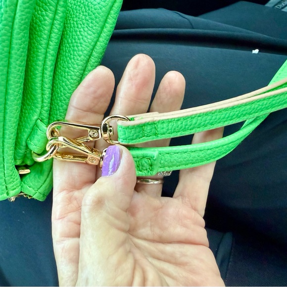 Nanette Lepore Bright Green Wristlet - Picture 3 of 13